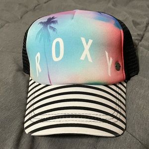 Roxy snapback